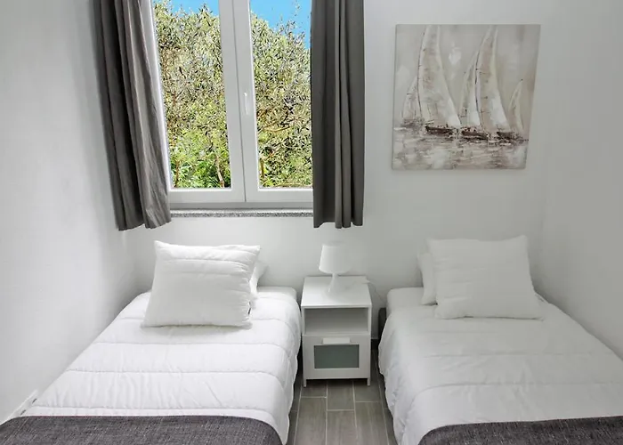 - Maslenik -appartement 65 M2 Et Piscine Апартаменты Пакоштане