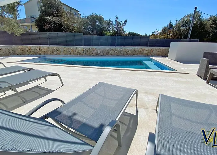 - Maslenik -appartement 65 M2 Et Piscine Appartement