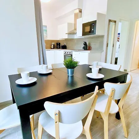 - Maslenik -appartement 65 M2 Et Piscine *
