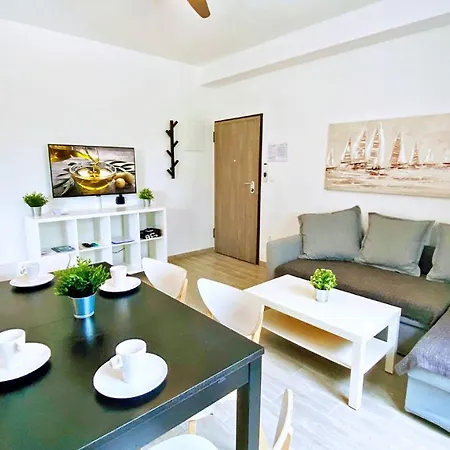 Διαμέρισμα - Maslenik -appartement 65 M2 Et Piscine *