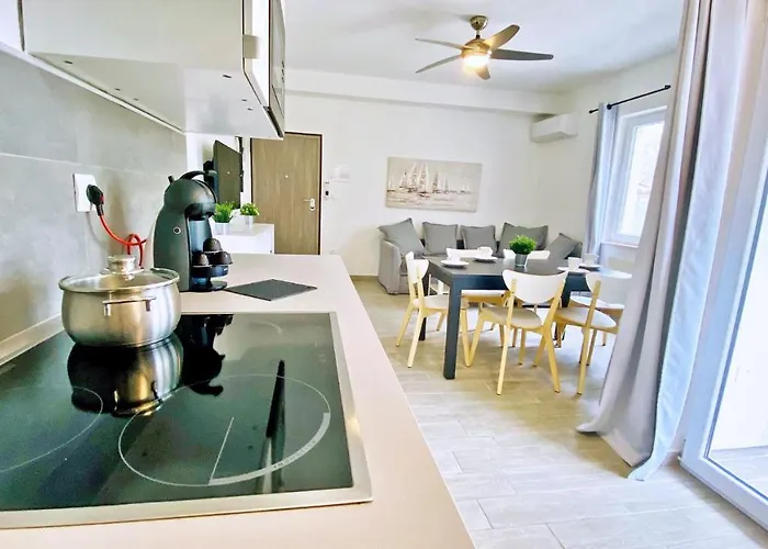 - Maslenik -appartement 65 M2 Et Piscine דירה